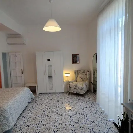 Bed & Breakfast Blue Tide 3*